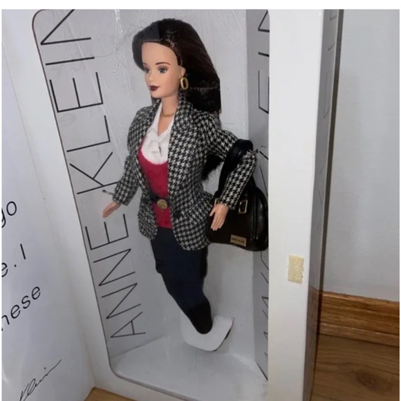 BARBIE - Anne Klein Doll 1997 Vintage - NIB - Picture 6 of 10